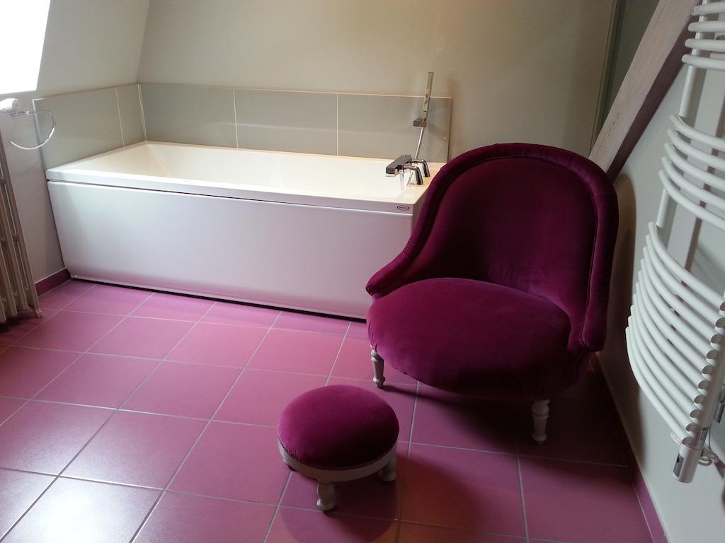 La Maison D'Adelaide Saint-Flour  Room photo